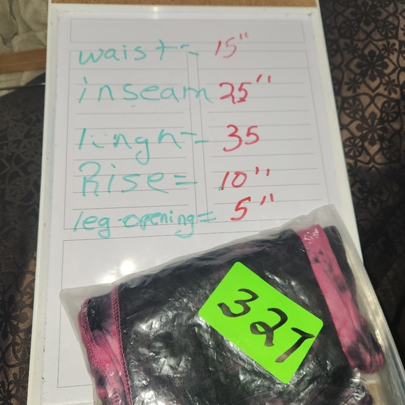 CULT FAVORITE GIRLS JOGGERS TIE DYE PINK/BLACK SIZE XL 16 - Picture 10 of 10